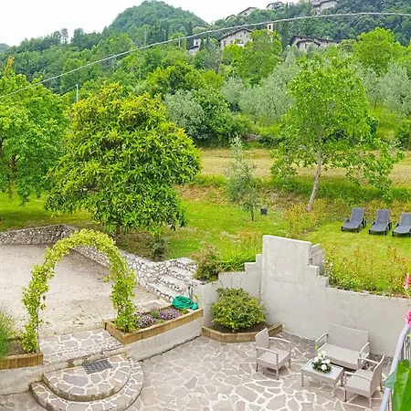 別荘 Casa Gina Garden And View By Gardadomusmea