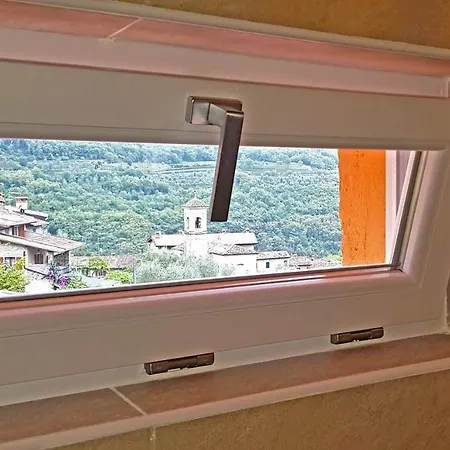 Casa Gina Garden And View By Gardadomusmea Prázdninový dům *